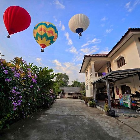 Saphaothong Guesthouse Vangviang Kültér fotó