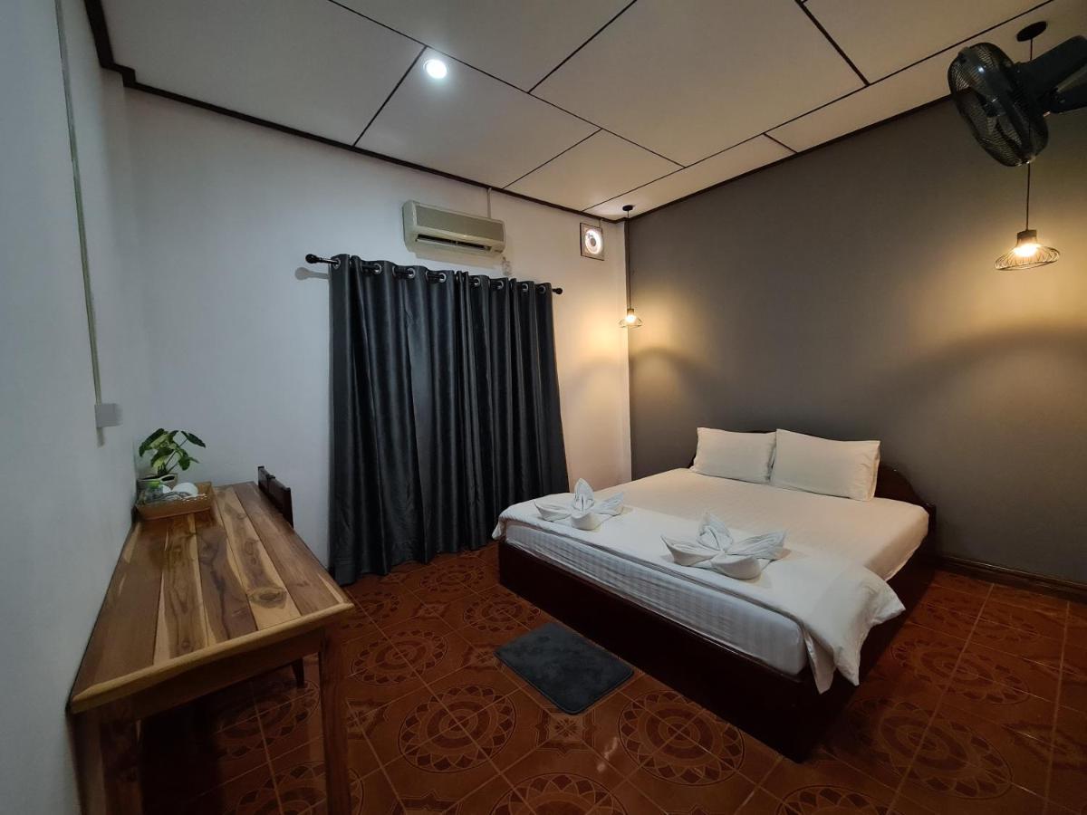 Saphaothong Guesthouse Vangviang Kültér fotó