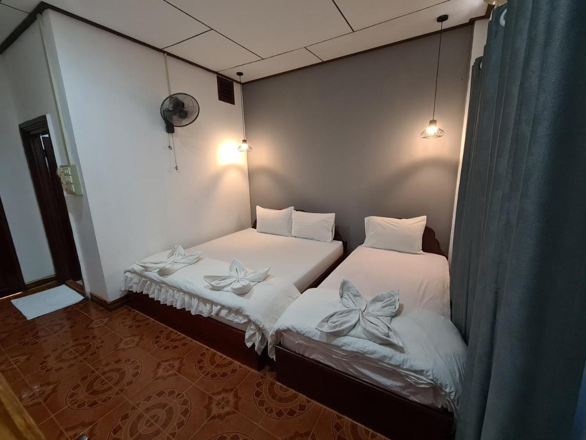 Saphaothong Guesthouse Vangviang Kültér fotó