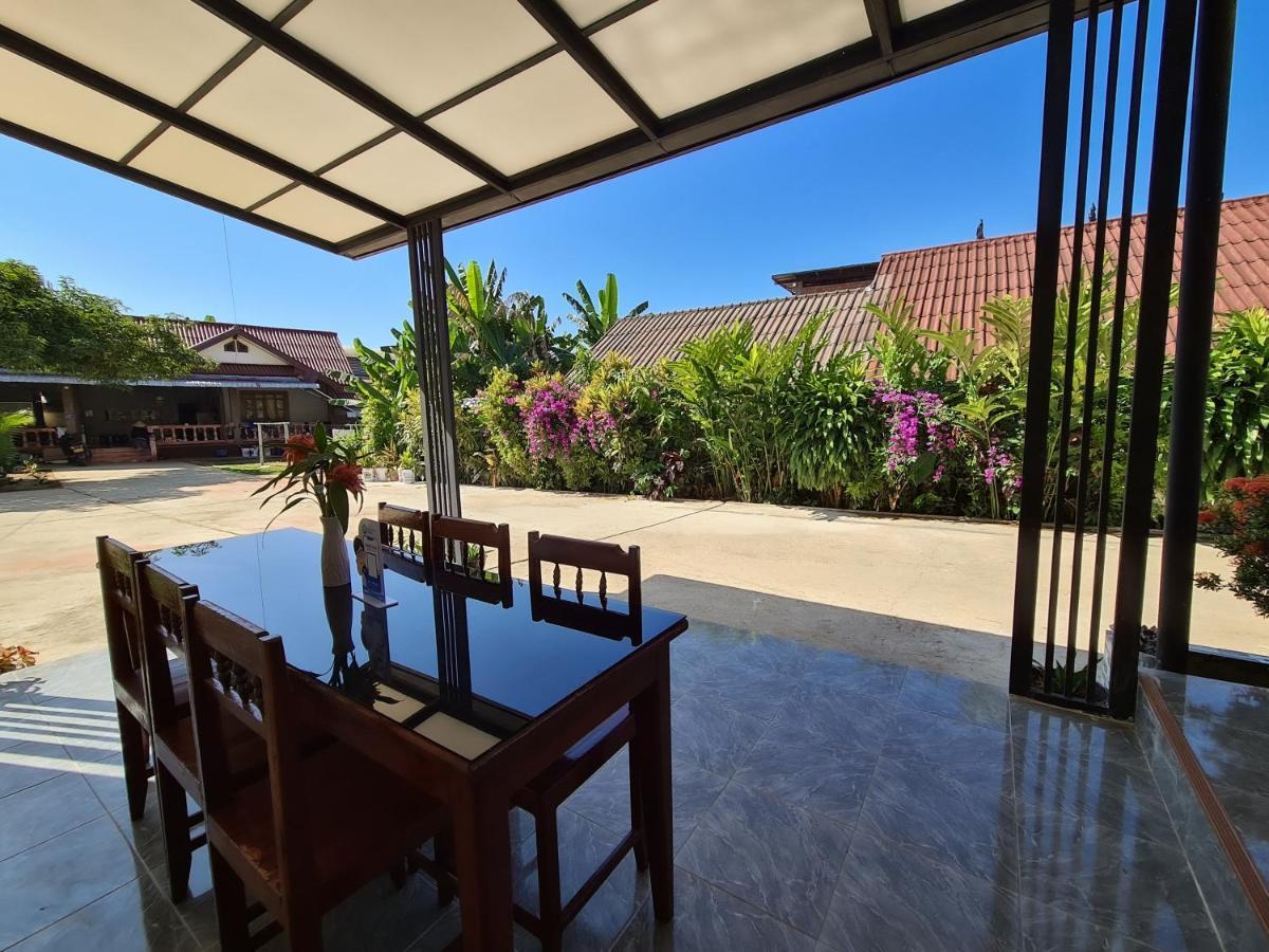 Saphaothong Guesthouse Vangviang Kültér fotó