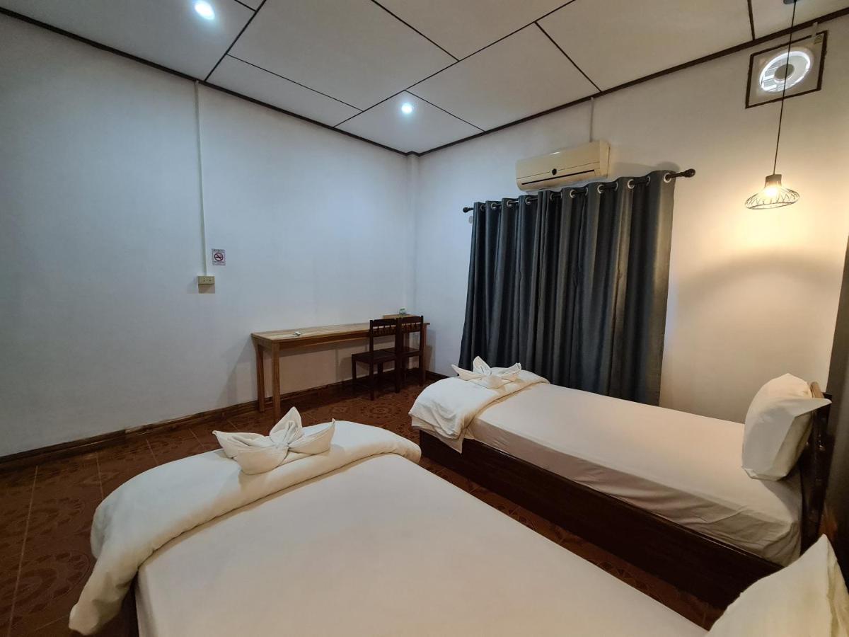Saphaothong Guesthouse Vangviang Kültér fotó