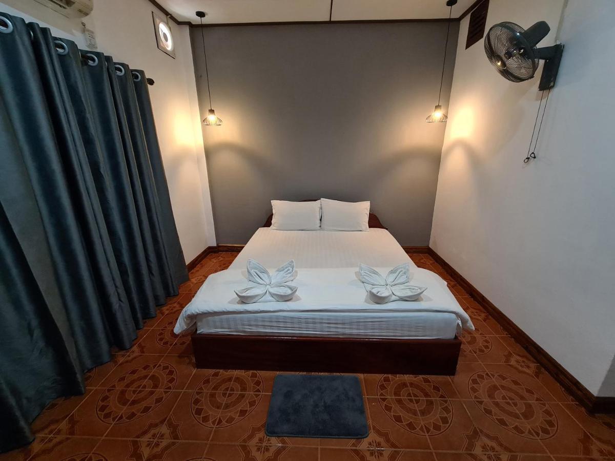 Saphaothong Guesthouse Vangviang Kültér fotó