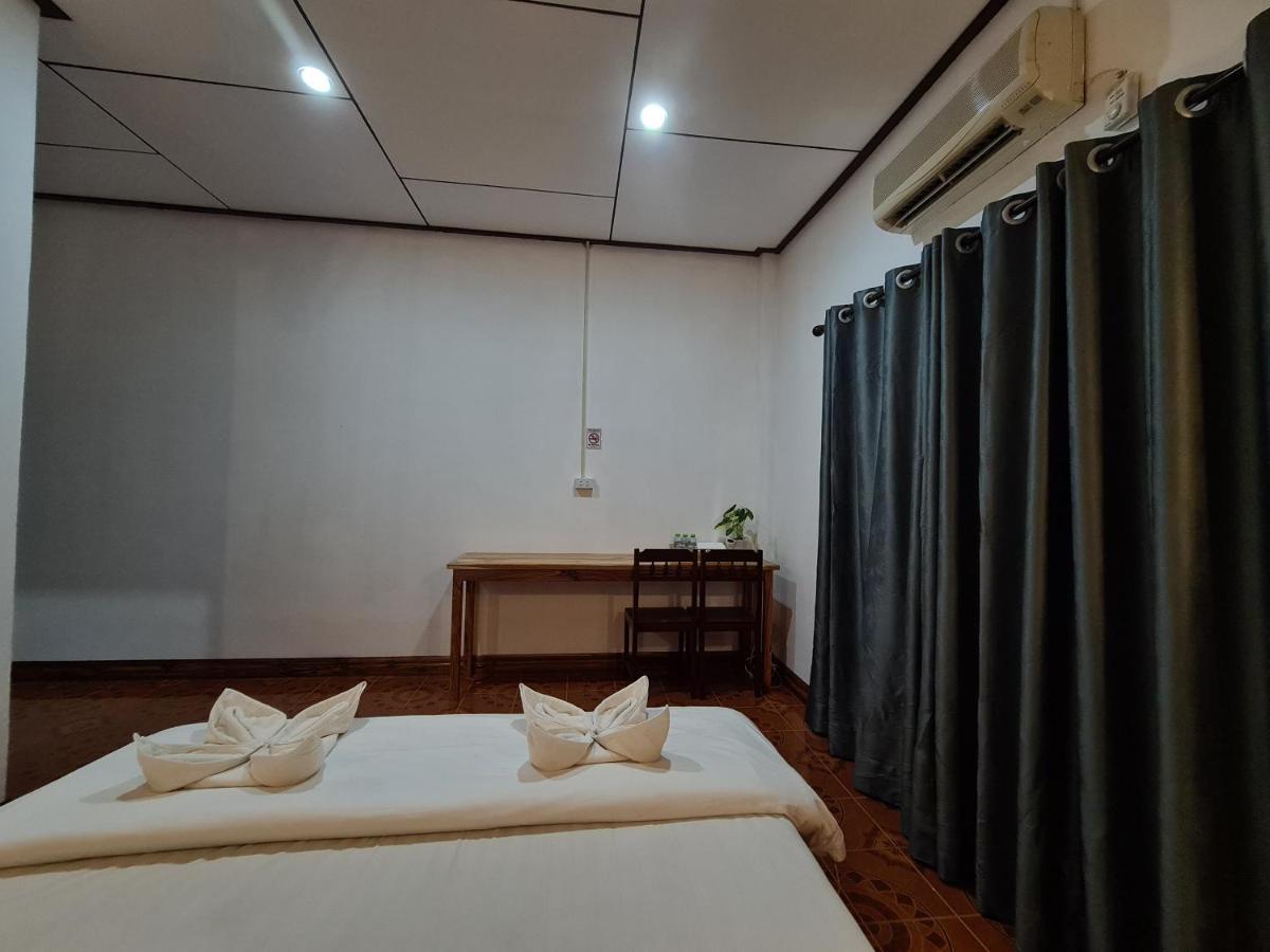Saphaothong Guesthouse Vangviang Kültér fotó
