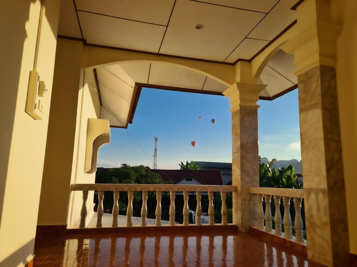 Saphaothong Guesthouse Vangviang Kültér fotó