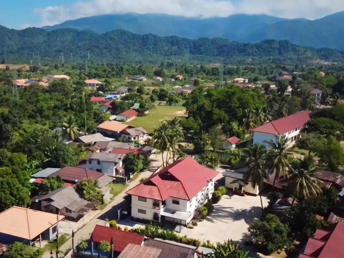 Saphaothong Guesthouse Vangviang Kültér fotó