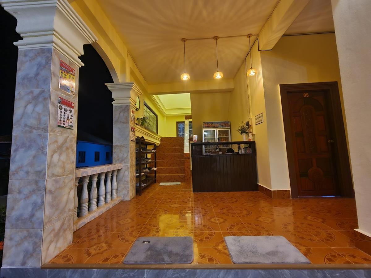 Saphaothong Guesthouse Vangviang Kültér fotó