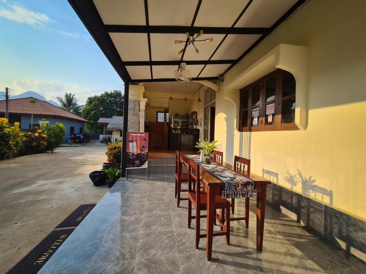 Saphaothong Guesthouse Vangviang Kültér fotó