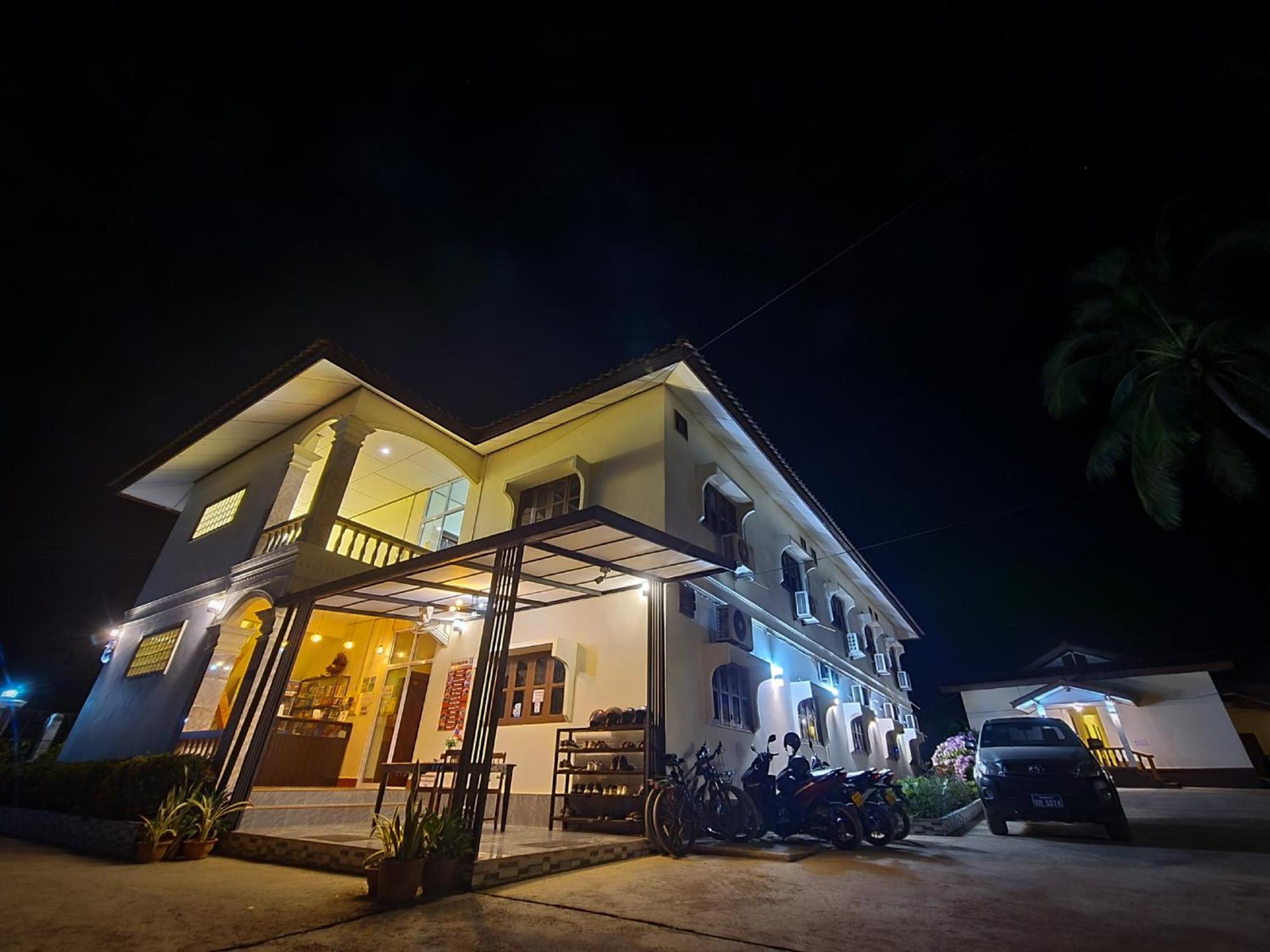 Saphaothong Guesthouse Vangviang Kültér fotó