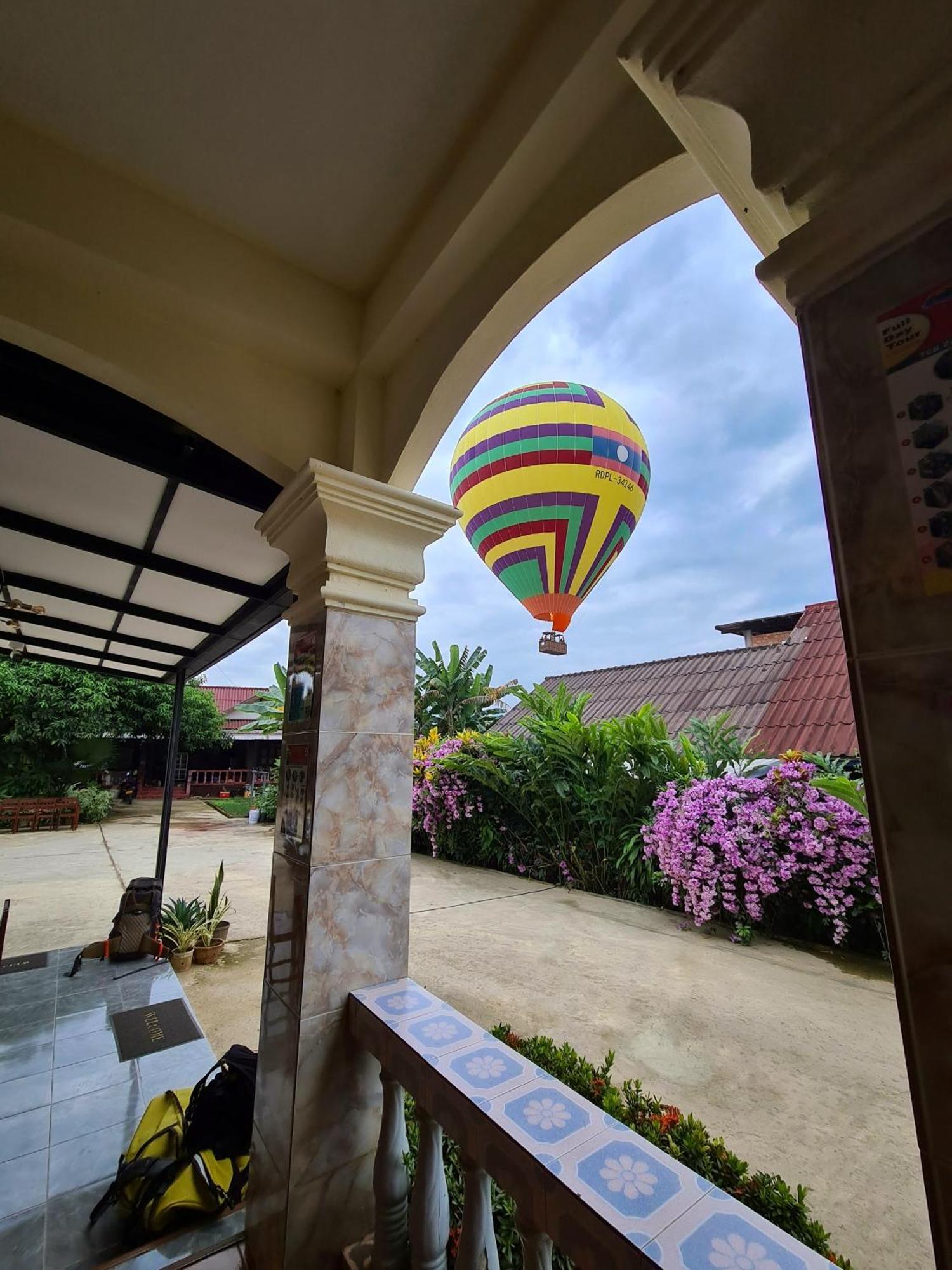 Saphaothong Guesthouse Vangviang Kültér fotó